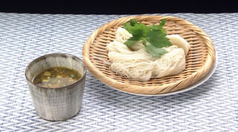 オーソレミーヨ 和田明日香 キーマカレーつけそうめん